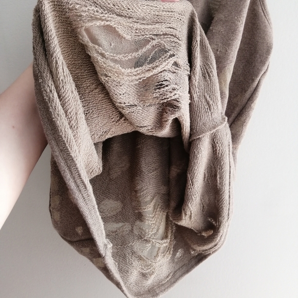 Alo Yoga Pure Distressed Tank Tan Medium - Picture 6 of 15